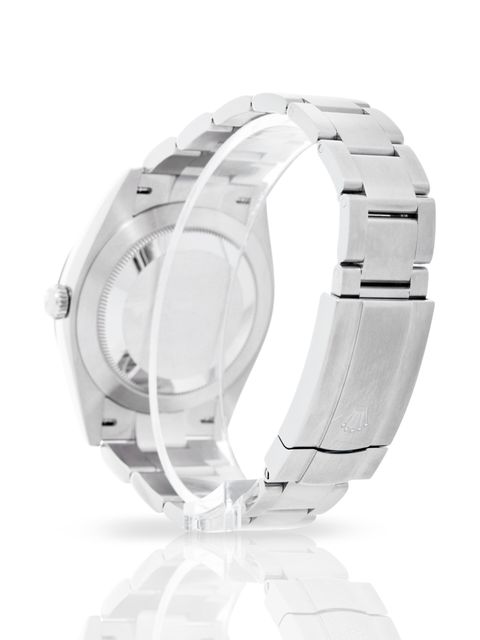 Rolex Oyster Perpetual 124300 Image 4